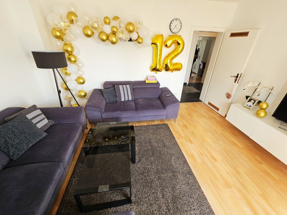 NEU zur Vermietung in Herne Wanne - Wohnzimmer - Reuter Immobilien - Immobilienmakler (2) Etagenwohnung Herne