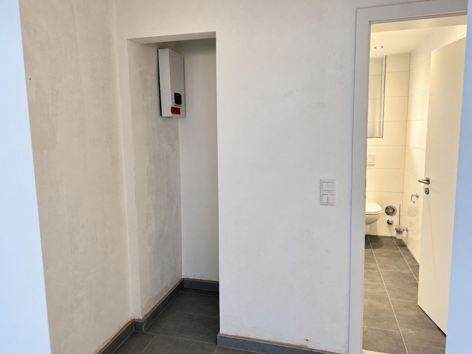 NEU zur Vermietung in Bochum Mitte - Diele - Reuter Immobilien - Immobilienmakler Erdgeschosswohnung Bochum