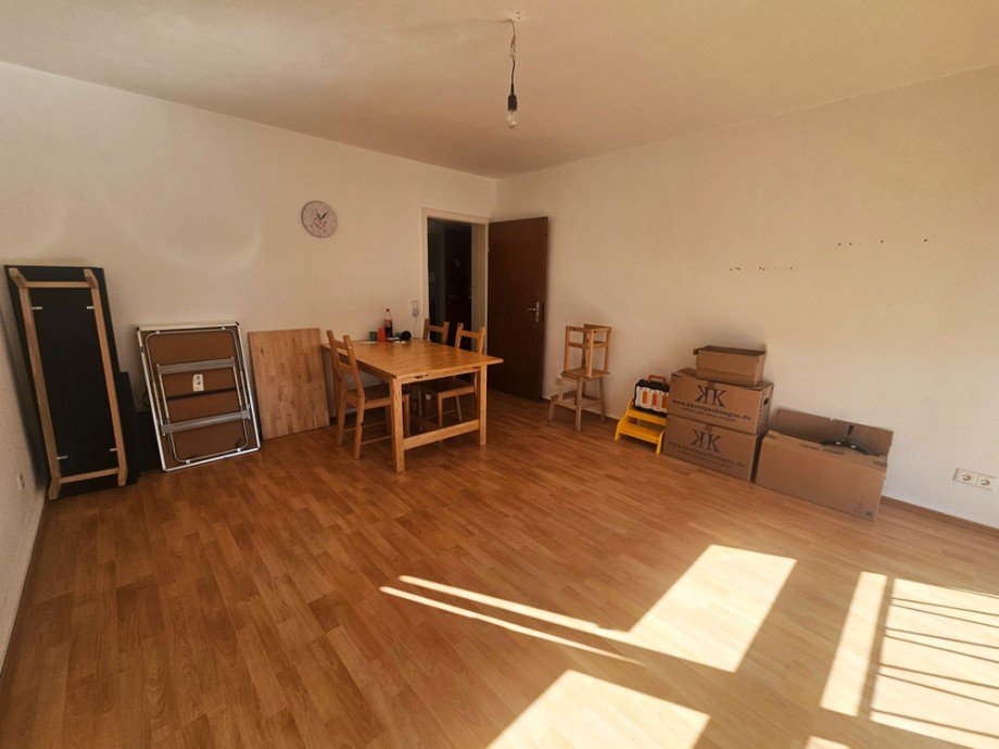 NEU zur Vermietung in Herne Holsterhausen - Wohnzimmer - Reuter Immobilien - Immobilienmakler (2) Etagenwohnung Herne
