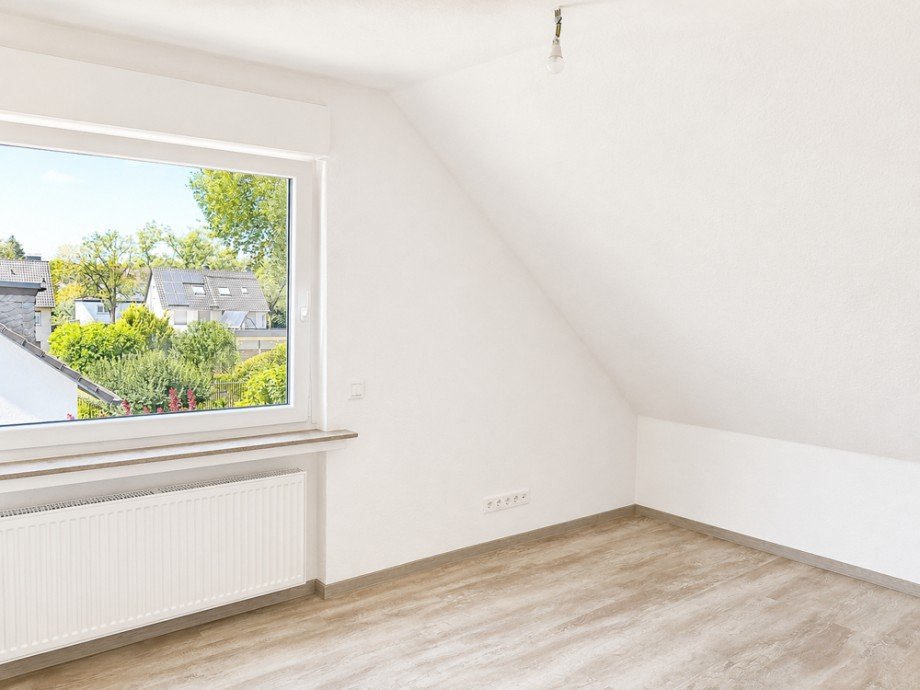 NEU zur Vermietung in Bochum Gerthe - B�ro - Reuter Immobilien - Immobilienmakler Etagenwohnung Bochum / Gerthe