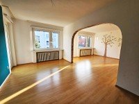 Bild (0da8c210c8510f8d976f207a84cfb41a): Zentral gelegene und einzugsbereite 3,5 Raum-Wohnung mit Balkon