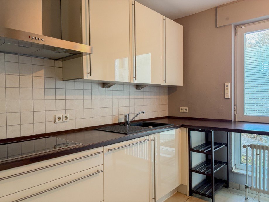 NEU zum Verkauf in Bochum Wiemelhausen - Eigentumswohnung mit Hauscharakter - K�che - Reuter Immobilien - Immobilienmakler (2) Maisonettewohnung Bochum