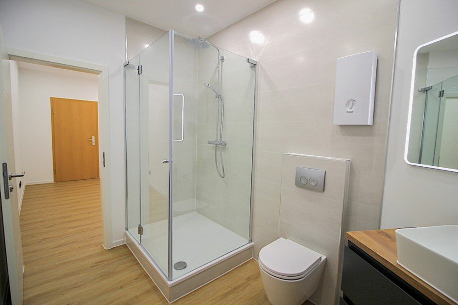 NEU zur Vermietung in Bochum Langendreer - Badezimmer - Reuter Immobilien - Immobilienmakler Etagenwohnung Bochum