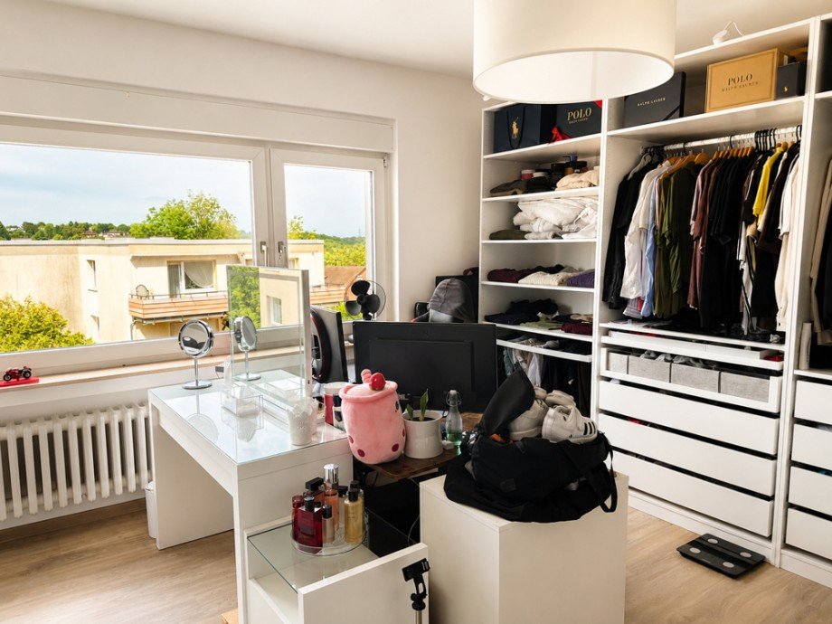 NEU zur Vermietung in Bochum Dahlhausen - B�ro - Kinderzimmer - Reuter Immobilien - Immobilienmakler Etagenwohnung Bochum