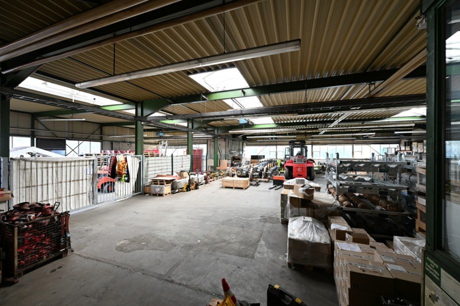 NEU zum Verkauf in Bochum Linden - Lager - Reuter Immobilien - Immobilienmakler Halle Bochum