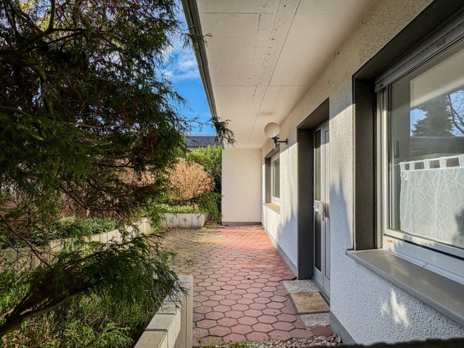 NEU zum Verkauf in Bochum Stiepel - Einfamilienhaus - ELW Terrasse - Reuter Immobilien - Immobilienmakler (2) Einfamilienhaus Bochum / Stiepel