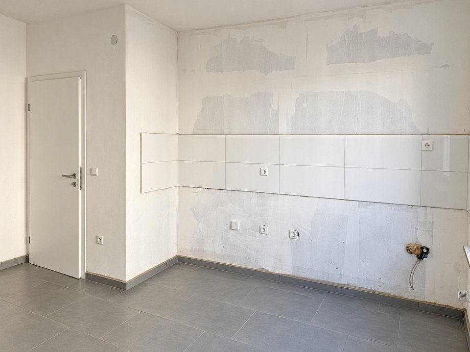 NEU zur Vermietung in Bochum Mitte - K�che - Reuter Immobilien - Immobilienmakler Erdgeschosswohnung Bochum