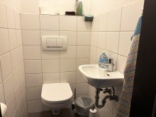 NEU zur Vermietung in Gelsenkirchen - Gewerbehalle - WC - Reuter Immobilien - Immobilienmakler Handwerksbetriebe sind hier richtig! Top Gewerbehalle mit B�ro