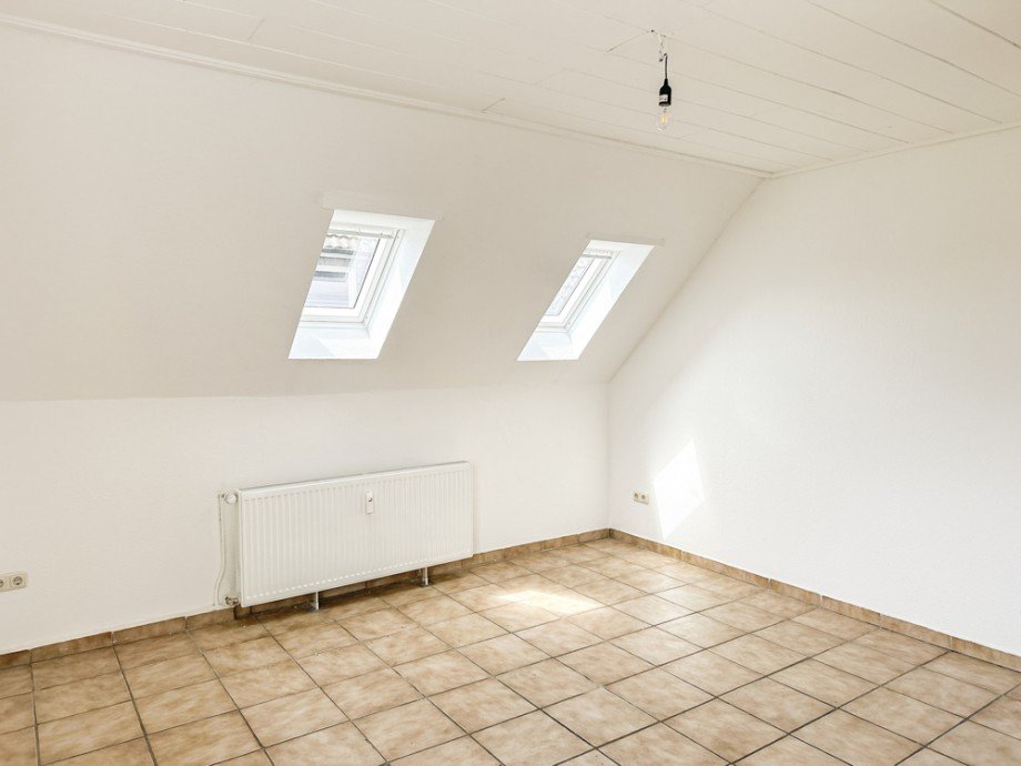 NEU zur Vermietung in Bochum Wattenscheid - Wohnk�che - Reuter Immobilien - Immobilienmakler (2) Etagenwohnung Bochum