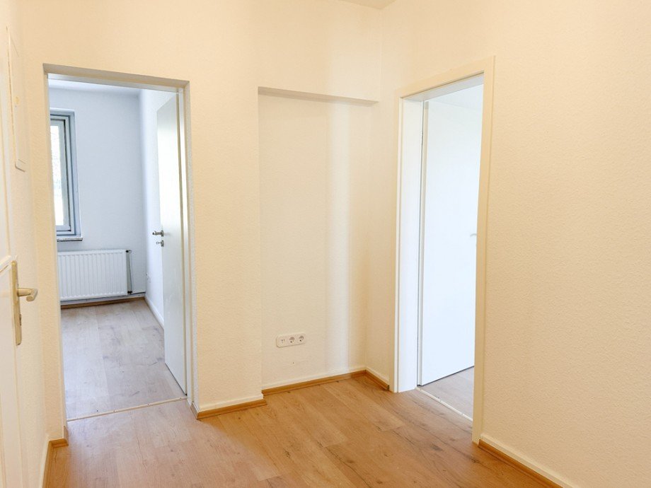 NEU zur Vermietung in Bochum Linden - Diele - Reuter Immobilien - Immobilienmakler Etagenwohnung Bochum