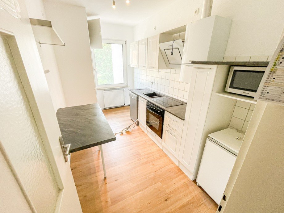 NEU zur Vermietung in Bochum Innenstadt-S�d - K�che - Reuter Immobilien - Immobilienmakler Etagenwohnung Bochum