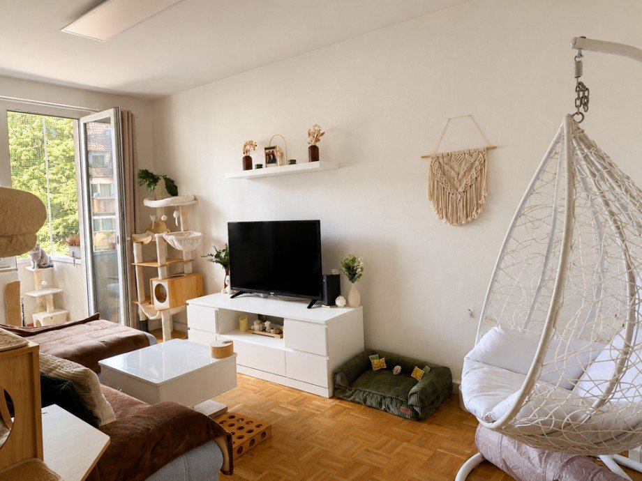 NEU zur Vermietung in Essen Frohnhausen - Wohnzimmer - Reuter Immobilien - Immobilienmakler Etagenwohnung Essen / Frohnhausen