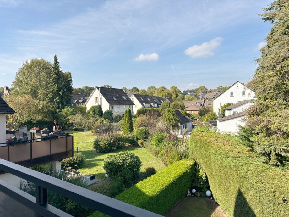 NEU zur Vermietung in Bochum Ober-Dahlhausen - Balkon - Reuter Immobilien - Immobilienmakler Dachgeschosswohnung Bochum