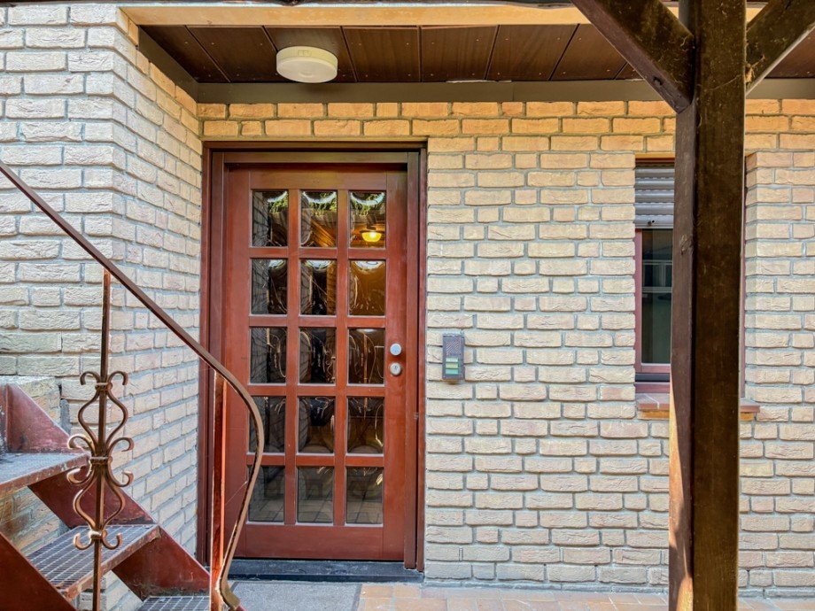 NEU zum Verkauf in Witten Bommern - Doppelhaush�lfte - Eingang - Reuter Immobilien - Immobilienmakler Zweifamilienhaus Witten / Bommern