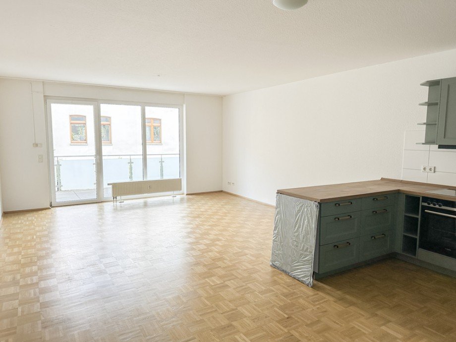 NEU zur Vermietung in Bochum Linden - Wohnzimmer - Reuter Immobilien - Immobilienmakler Etagenwohnung Bochum