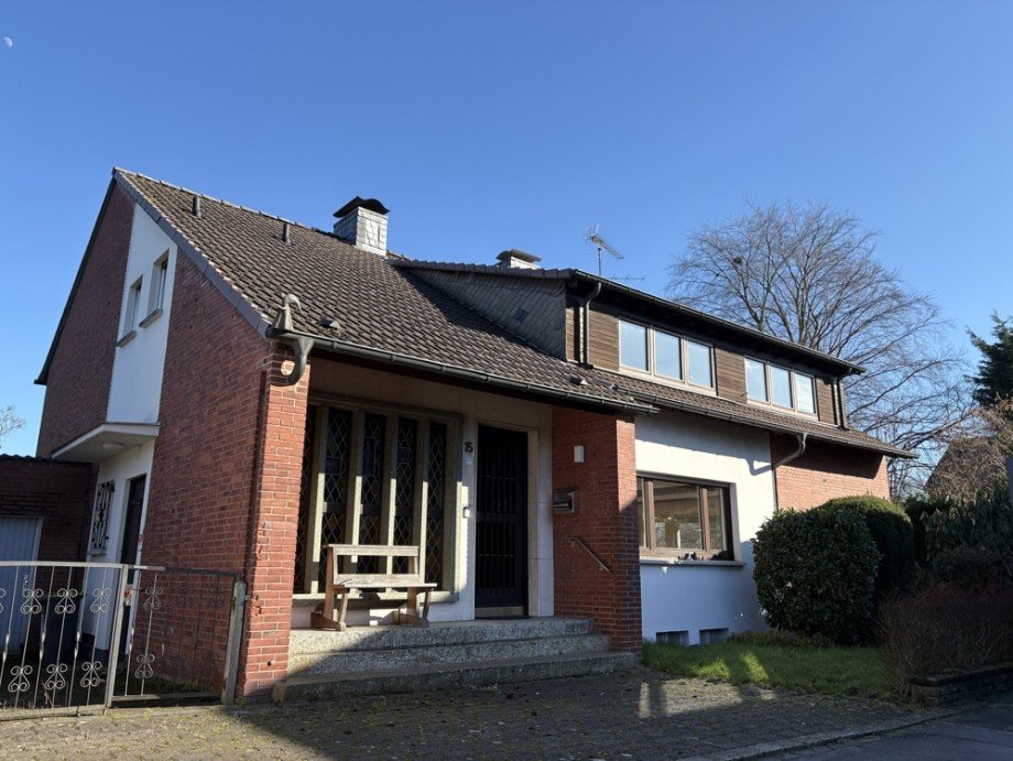 Vorderansicht Zweifamilienhaus Datteln