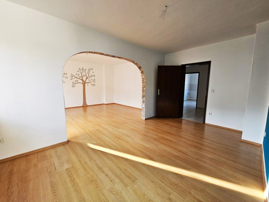 NEU zur Vermietung in Herne Wanne-Nord - Wohnzimmer - Reuter Immobilien - Immobilienmakler Etagenwohnung Herne