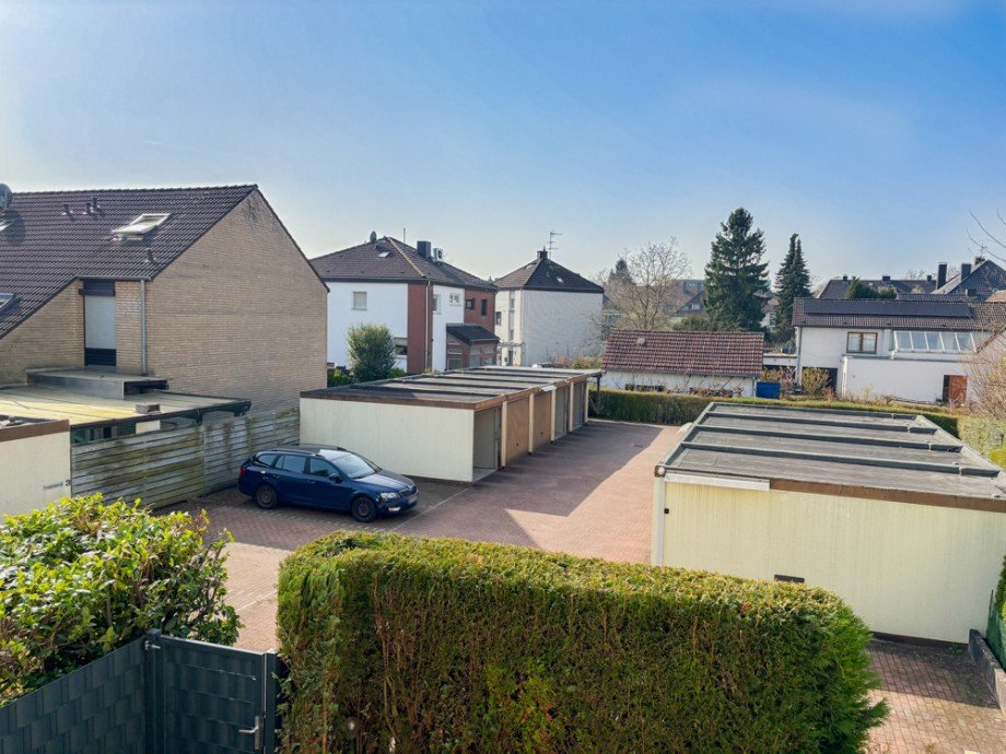 NEU zum Verkauf in Bochum Wiemelhausen - Eigentumswohnung mit Hauscharakter - Hofansicht - Reuter Immobilien - Immobilienmakler (2) Maisonettewohnung Bochum