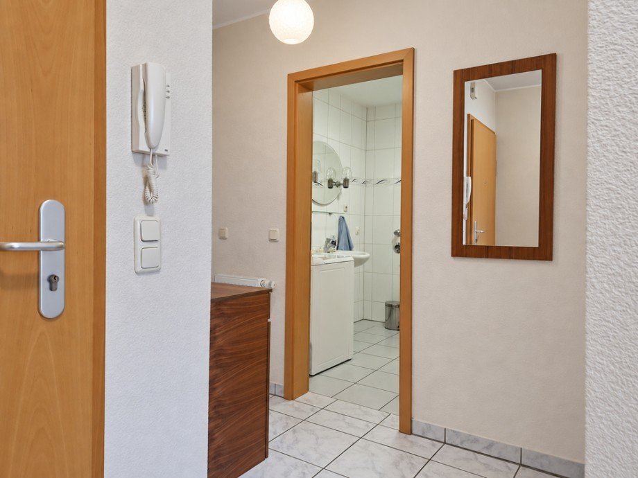 NEU zur Vermietung in Herne Wanne-Eickel - Diele - Reuter Immobilien - Immobilienmakler Etagenwohnung Herne