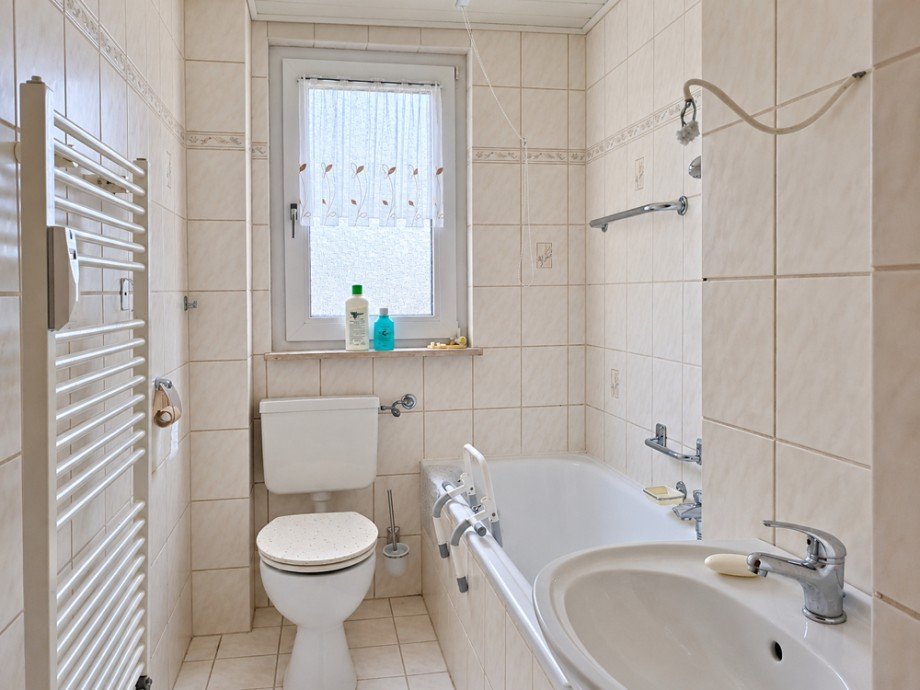 NEU zum Verkauf in Herne R�hlinghausen - Eigentumswohnung - Badezimmer - Reuter Immobilien - Immobilienmakler Etagenwohnung Herne