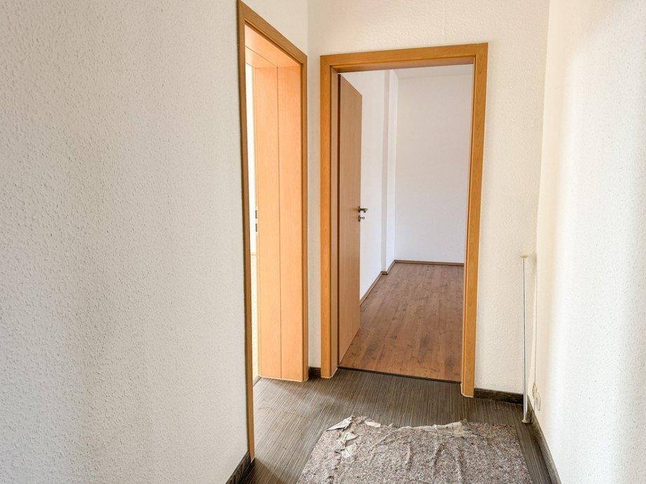 NEU zur Vermietung in Bochum Gerthe - Diele - Reuter Immobilien - Immobilienmakler Etagenwohnung Bochum / Gerthe