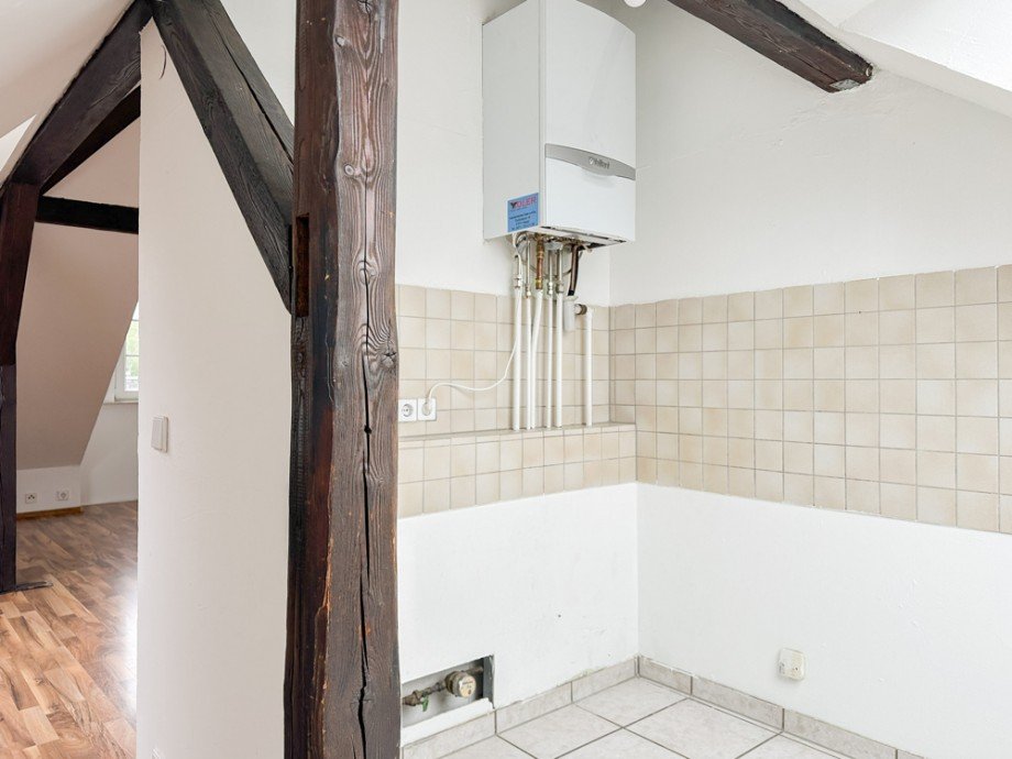 NEU zur Vermietung in Bochum Mitte - K�che - Reuter Immobilien - Immobilienmakler Dachgeschosswohnung Bochum