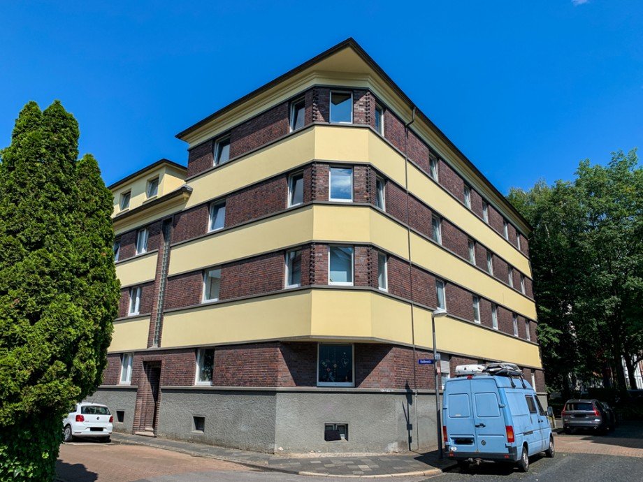 NEU zur Vermietung in Bochum Mitte - Au�enansicht - Reuter Immobilien - Immobilienmakler Etagenwohnung Bochum