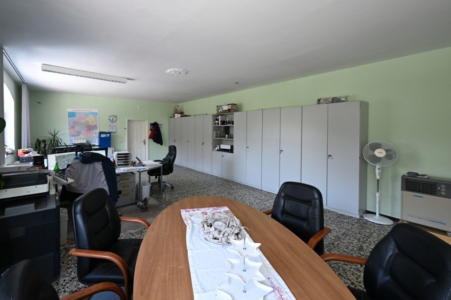 NEU zum Verkauf in Bochum Linden - B�ro - Reuter Immobilien - Immobilienmakler Halle Bochum