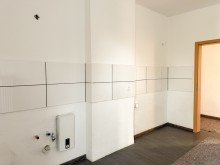 NEU zur Vermietung in Bochum Gerthe - K�che - Reuter Immobilien -  Immobilienmakler *** Helle 2-Zimmer-Wohnung mit Balkon in BO-Gerthe ***