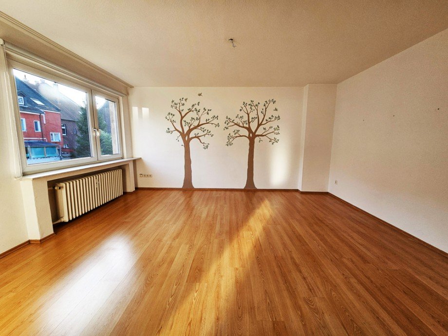 NEU zur Vermietung in Herne Wanne-Nord - Wohnzimmer - Reuter Immobilien - Immobilienmakler (2) Etagenwohnung Herne