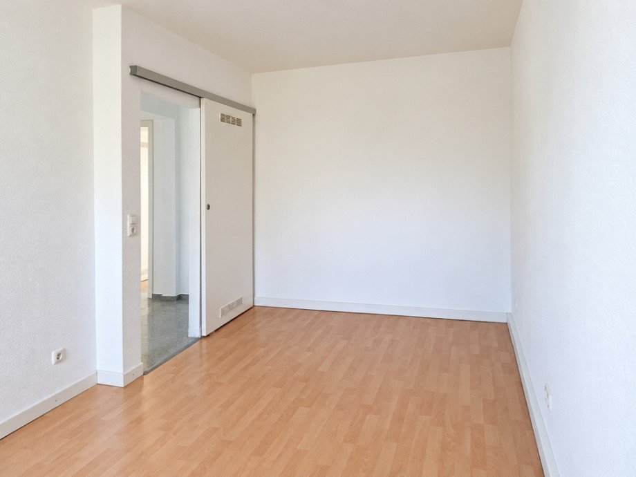 NEU zur Vermietung in Herne-R�hlinghausen - Schlafzimmer - Reuter Immobilien - Immobilienmakler (2) Etagenwohnung Herne / R�hlinghausen