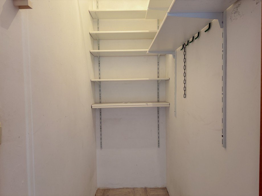 NEU zum Verkauf in Bochum Wiemelhausen - Eigentumswohnung mit Hauscharakter - Abstellkammer 1. OG - Reuter Immobilien - Immobilienmakler Maisonettewohnung Bochum