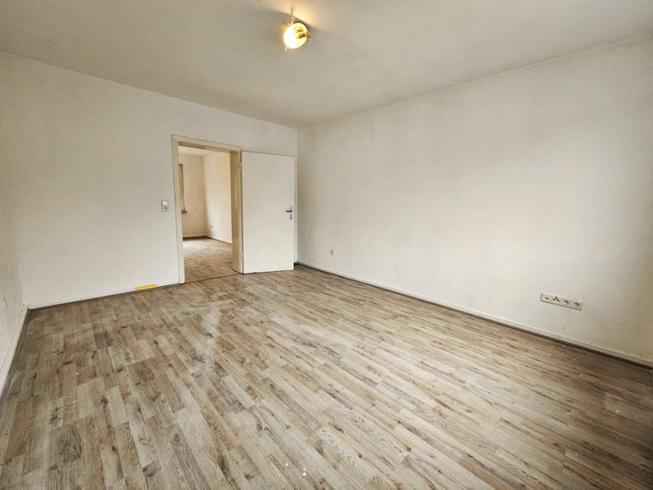 NEU zur Vermietung in Herne Holsterhausen - Schlafzimmer - Reuter Immobilien - Immobilienmakler (3) Etagenwohnung Herne