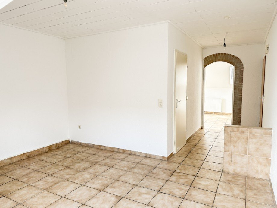 NEU zur Vermietung in Bochum Wattenscheid - Diele - Reuter Immobilien - Immobilienmakler (2) Etagenwohnung Bochum