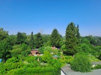 Bild (674b129f2bd35511f0e37c4cce8b7391): WBS erforderlich! Gem�tliche Dachgeschosswohnung mit Balkon und Blick ins Gr�ne