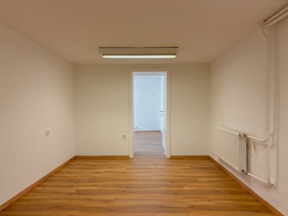 NEU zur Vermietung in Bochum H�ntrop - Durchgangsbereich - Reuter Immobilien - Immobilienmakler (2) B�rofl�che Bochum