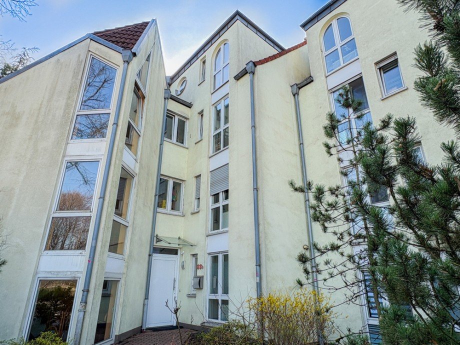 NEU zum Verkauf in Bochum Wiemelhausen - Eigentumswohnung mit Hauscharakter - Au�enansicht - Reuter Immobilien - Immobilienmakler Maisonettewohnung Bochum