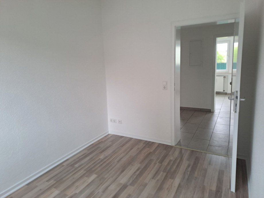 NEU zur Vermietung in Herne Wanne-Eickel - Arbeitszimmer - Reuter Immobilien - Immobilienmakler (2) Etagenwohnung Herne