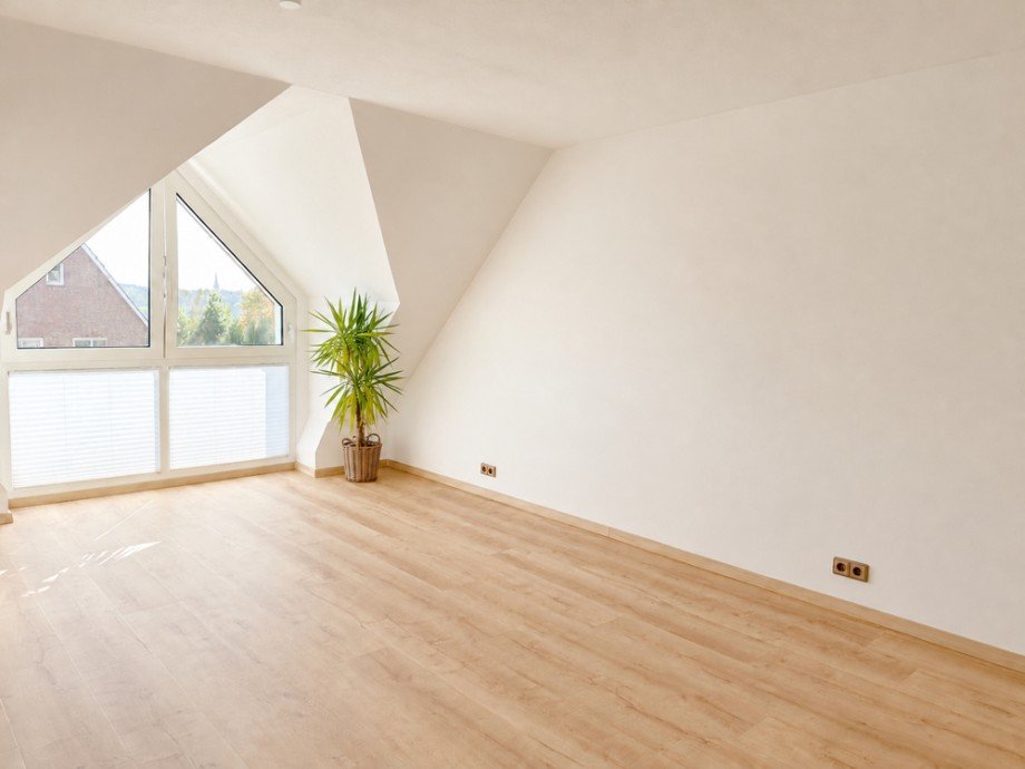 NEU zur Vermietung in Bochum Ober-Dahlhausen - Schlafzimmer - Reuter Immobilien - Immobilienmakler (3) Dachgeschosswohnung Bochum