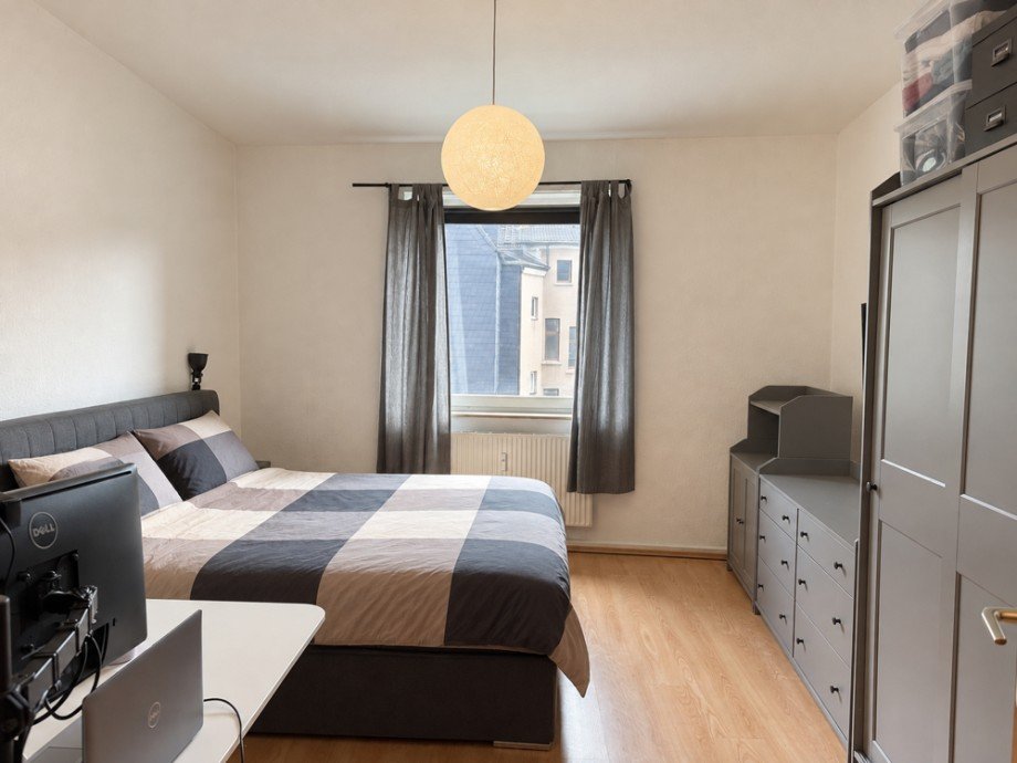 NEU zur Vermietung in Bochum Mitte - Schlafzimmer - Reuter Immobilien - Immobilienmakler Etagenwohnung Bochum