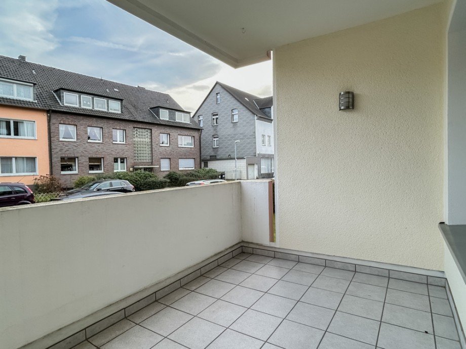 NEU zur Vermietung in Bochum - Balkon - Reuter Immobilien - Immobilienmakler Erdgeschosswohnung Bochum