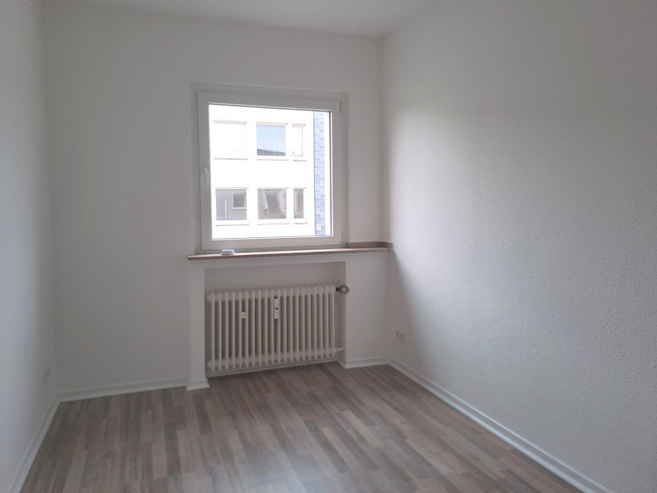 NEU zur Vermietung in Herne Wanne-Eickel - Arbeitszimmer - Reuter Immobilien - Immobilienmakler Etagenwohnung Herne
