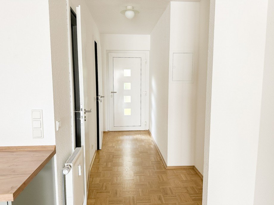 NEU zur Vermietung in Bochum Linden - Diele - Reuter Immobilien - Immobilienmakler Etagenwohnung Bochum