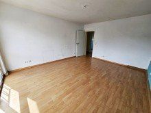 NEU zur Vermietung in Herne Holsterhausen - Wohnzimmer - Reuter Immobilien - Immobilienmakler (4) 3,5 Zimmer-Wohnung N�he Herner Innenstadt und idealer Anbindung