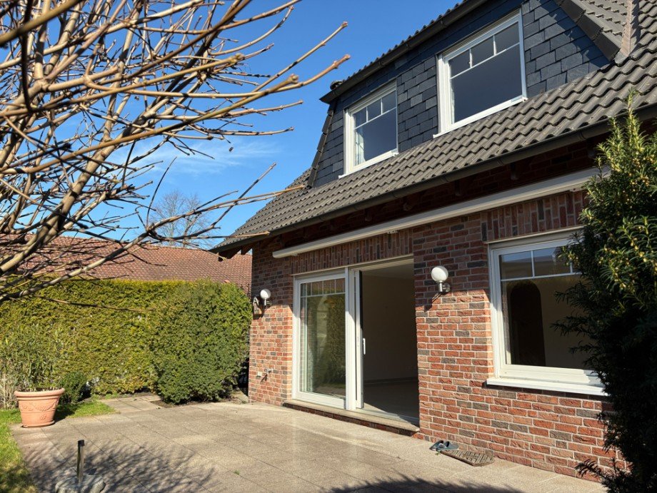 NEU zum Verkauf in Herne Holsterhausen - Einfamilienhaus - Au�enansicht - Reuter Immobilien - Immobilienmakler (2) Einfamilienhaus Herne / Holsterhausen