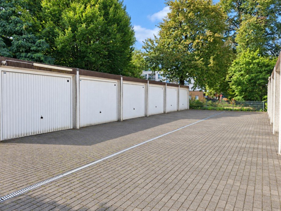 NEU zur Vermietung in Herne Wanne-Eickel - Garagenhof - Reuter Immobilien - Immobilienmakler Etagenwohnung Herne