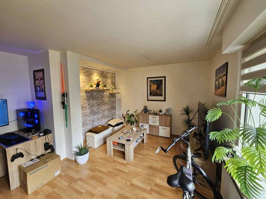 NEU zur Vermietung in Herne Wanne-Eickel - Wohnzimmer - Reuter Immobilien - Immobilienmakler (2) Etagenwohnung Herne