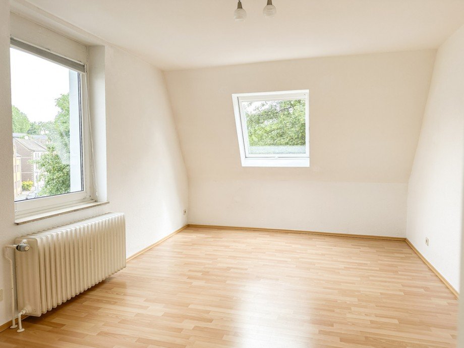 NEU zur Vermietung in Bochum Linden - Schlafzimmer - Reuter Immobilien - Immobilienmakler (2) Etagenwohnung Bochum