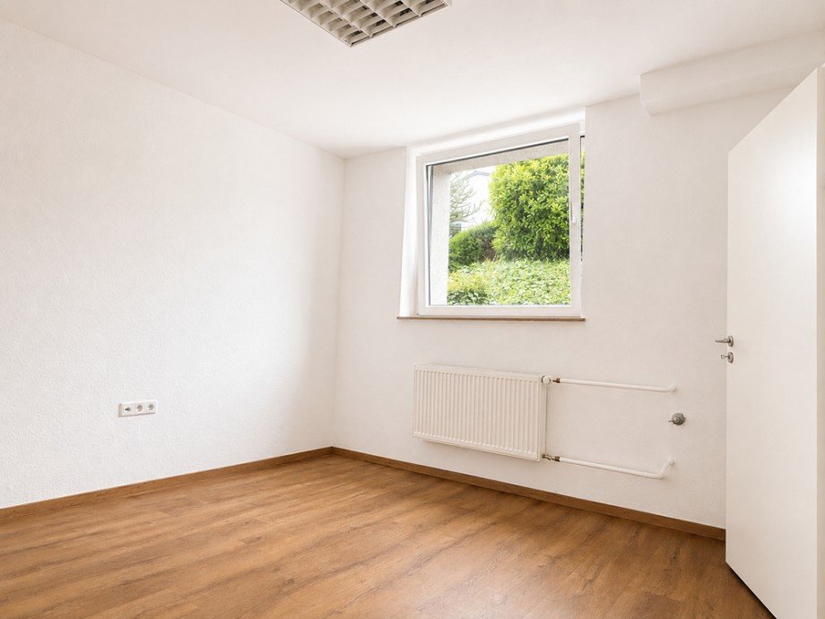 NEU zur Vermietung in Bochum H�ntrop - Raum 3 - Reuter Immobilien - Immobilienmakler (2) B�rofl�che Bochum
