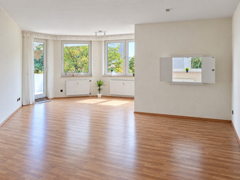 NEU zum Verkauf in Herne-Mitte Altenh�fen - Eigentumswohnung - Wohnzimmer - Reuter Immobilien - Immobilienmakler Etagenwohnung Herne